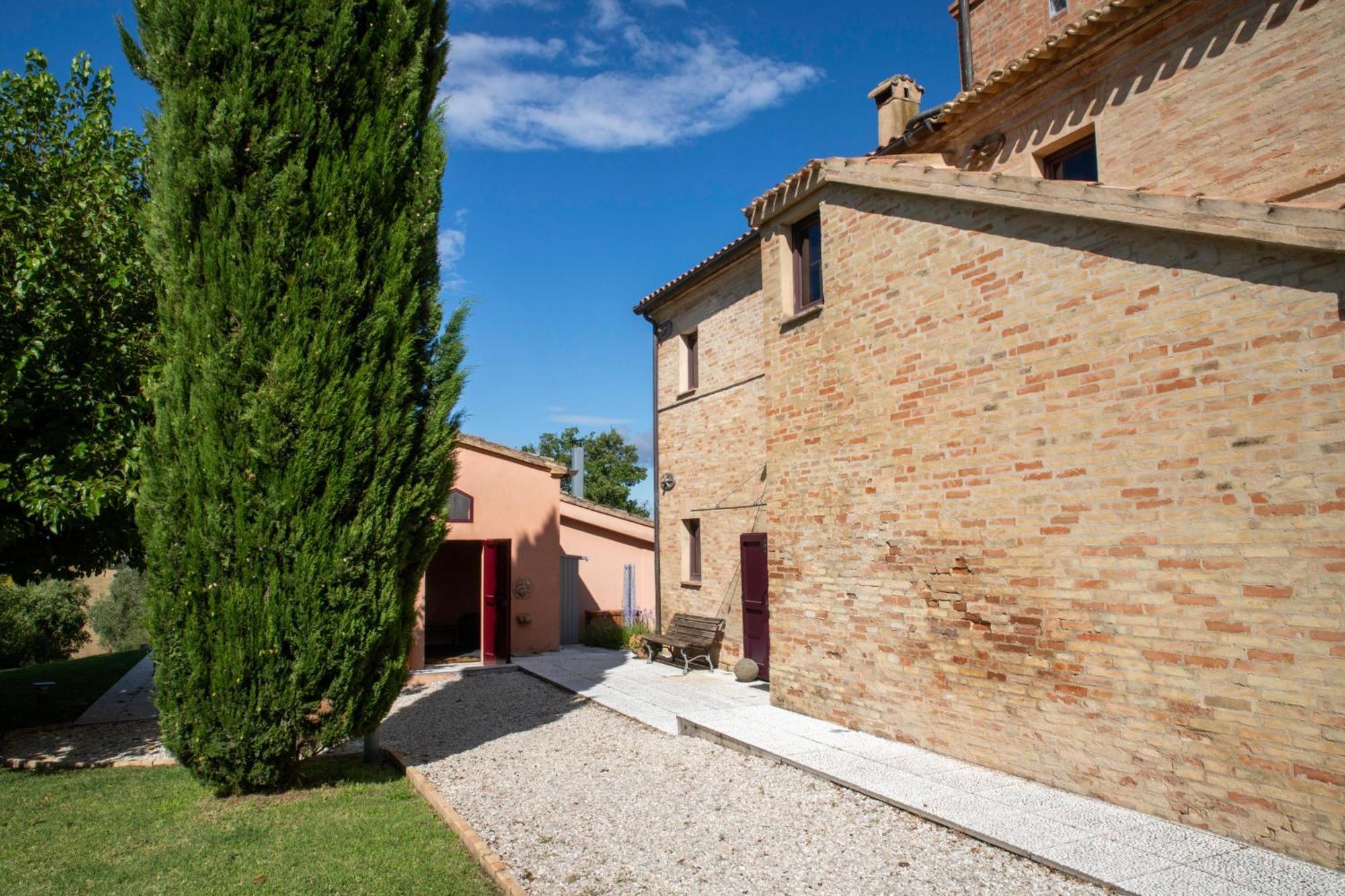 Casali Marchigiani - Ville Vacanza Private Con Piscina Ostra ภายนอก รูปภาพ